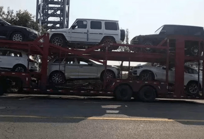 轎車托運(yùn)有沒有安全保障？-鑫邦運(yùn)車