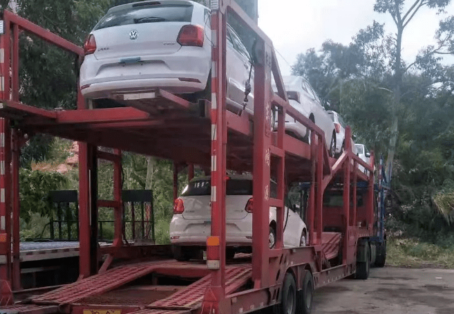 為什么人們要去選擇小車(chē)托運(yùn)？-鑫邦運(yùn)車(chē)