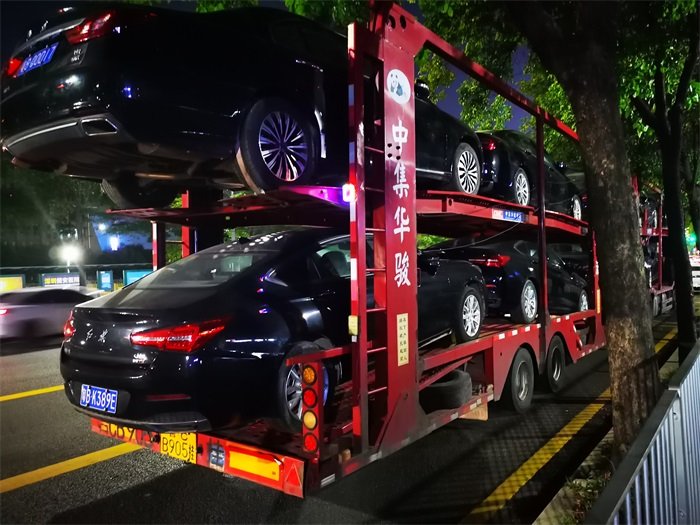 我可以在托運的汽車中放置其他物品嗎？私家車托運